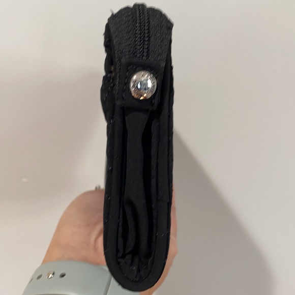 Vera Bradley Large Top Zip Wristlet Black - Picture 3 of 10